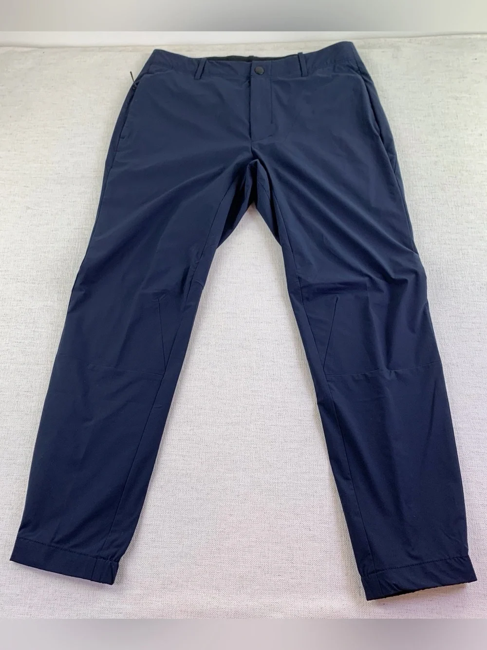Banana Republic Sport Mens size 31 Motion Tech Hybrid Pants relaxed Tapered navy